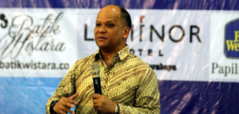 Ilham Habibie Politeknik Penerbangan Surabaya